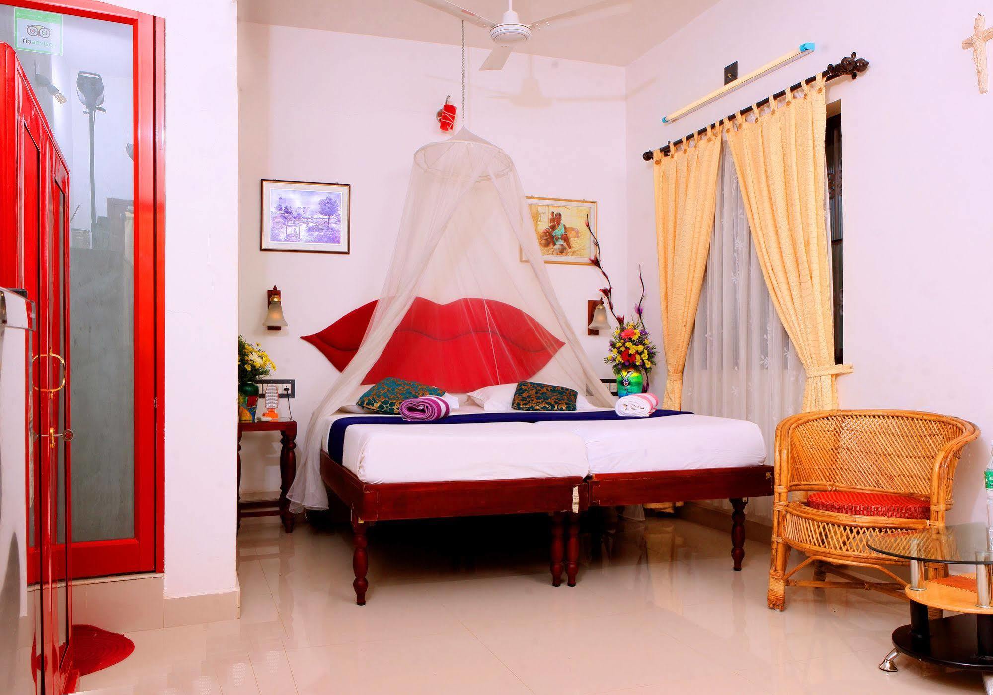 Heavenly Homestay Kochi Exterior foto